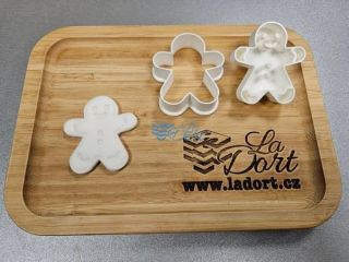 Víte, že prodáváme i vykrajovátka? V nabídce máte i tyto vánoční🎄🎁 Jaké Vám v naší nabídce chybí? Napište nám do komentáře...