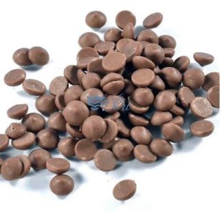 Hledáte kvalitní čokoládu na cukroví, dort nebo dezerty? Na našem e-shopu najdete hořkou, mléčnou i bílou pravou čokoládu...